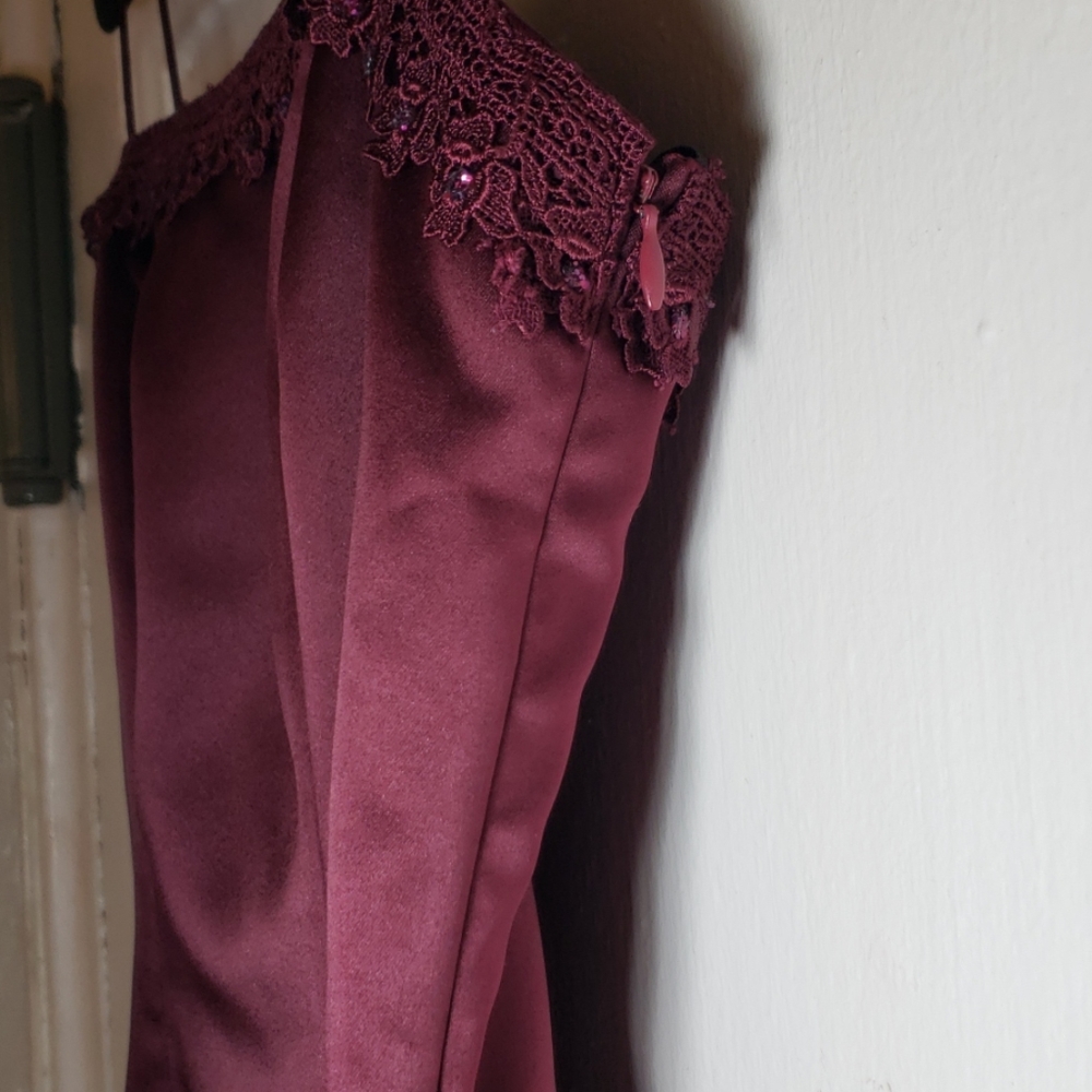 Dave & Johnny Plum Maxi Gown Size 7-8 - Picture 7 of 8